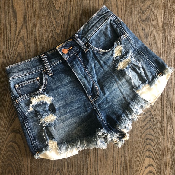 Hollister Vintage Short High Rise - Picture 1 of 6